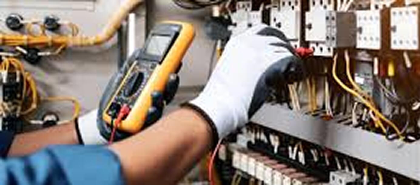 Grove Spark Team and Truck